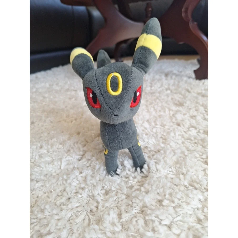Umbreon Pokemon Center 2018 Plush 8